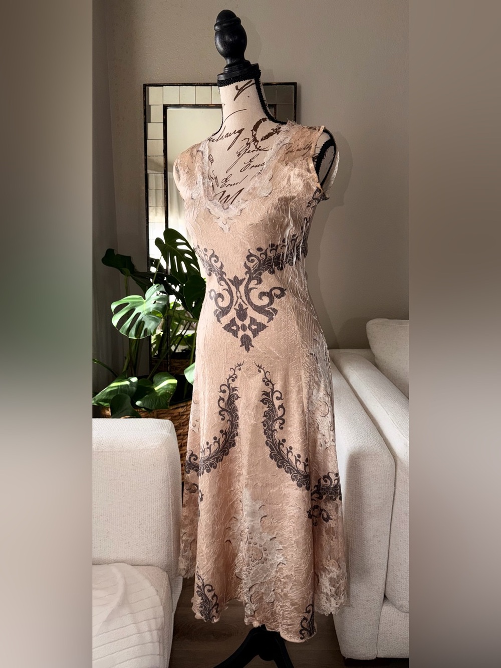 Komarov Dress